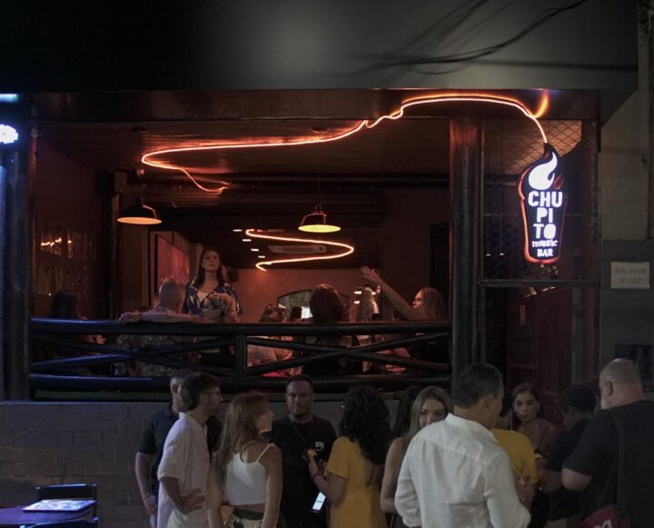 Famoso bar do Rio Vermelho reabre após cinco anos com programação especial