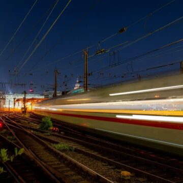 Europa aposta em rede de trens de alta velocidade para unificar o continente