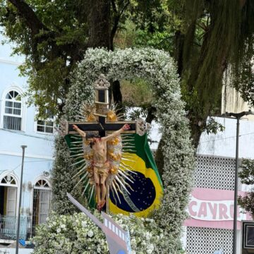 Imagem do Senhor do Bonfim deixa a Conceição da Praia e segue para a Colina Sagrada