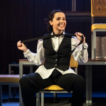 Espetáculo “Prima Facie”, com Débora Falabella, terá temporada em Salvador