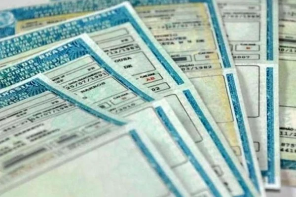 Processo de emissão da CNH fica mais barato na Bahia; saiba valores