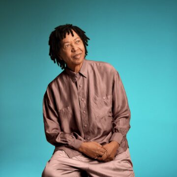 Djavan celebra 50 anos de carreira com show em Salvador em maio