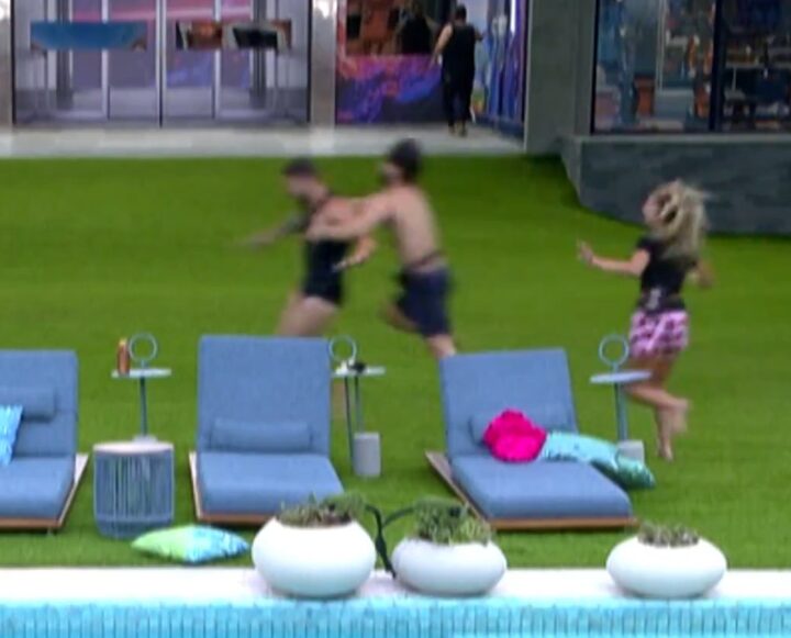 Imagens mostram sequência completa de Paulo Augusto empurrando Jonas no BBB 26