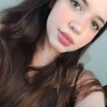 Estudante de escola pública do interior da Bahia é aprovada em universidades dos EUA