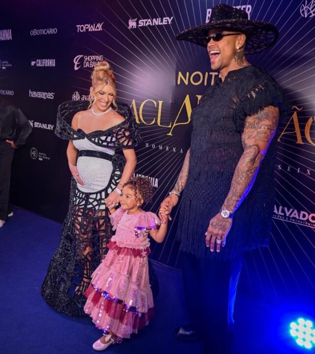 Léo Santana revela curiosidade sobre o nome do segundo filho com Lore Improta: “Liz confundiu nossa cabeça”