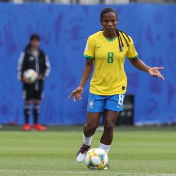 Ícone do futebol feminino, baiana Formiga assume diretoria no Ministério do Esporte