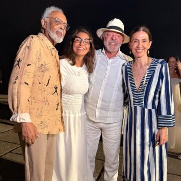 Gilberto Gil abre álbum de Réveillon e mostra foto com Lula: “Axé para todos”
