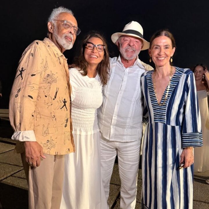 Gilberto Gil abre álbum de Réveillon e mostra foto com Lula: “Axé para todos”