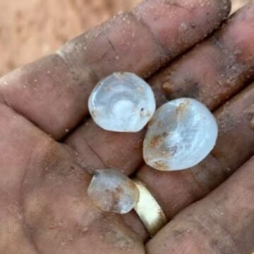 Chuva de granizo atinge zona rural de cidade no oeste da Bahia