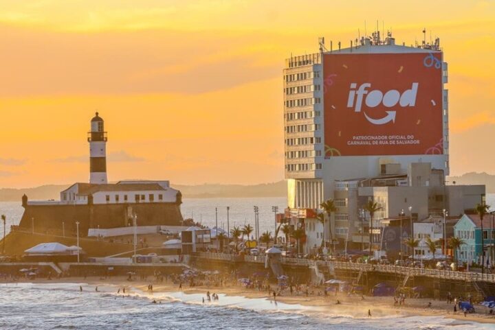 iFood reforça presença no Carnaval de Salvador e renova patrocínio pelo quarto ano consecutivo