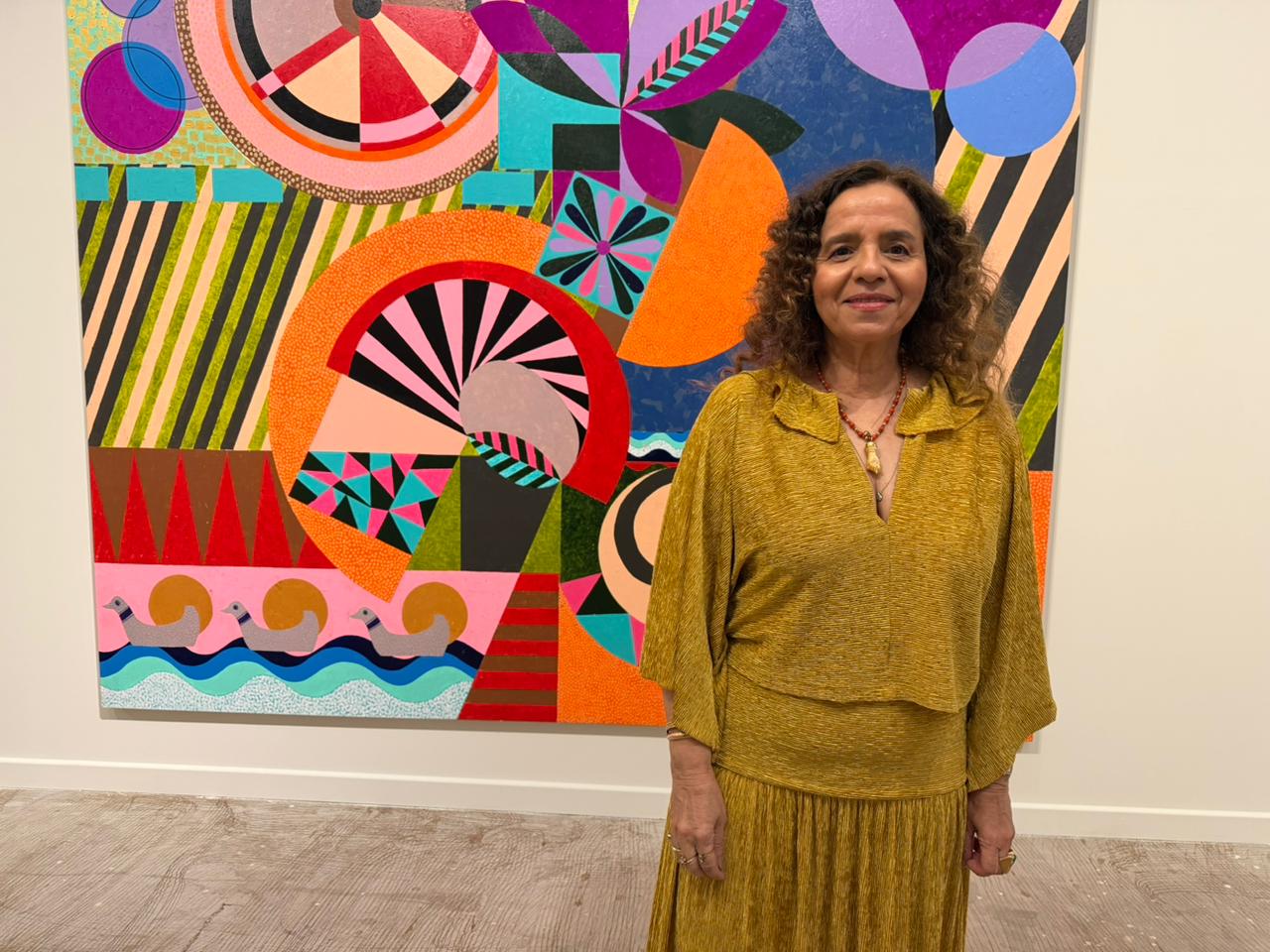 Beatriz Milhazes estreia primeira exposição individual em Salvador no Museu de Arte da Bahia