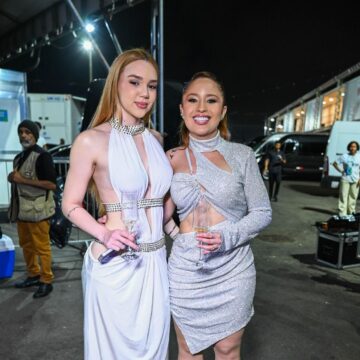 Mari Fernandez passa Réveillon com a esposa e se apresenta em Salvador após show de Ivete Sangalo