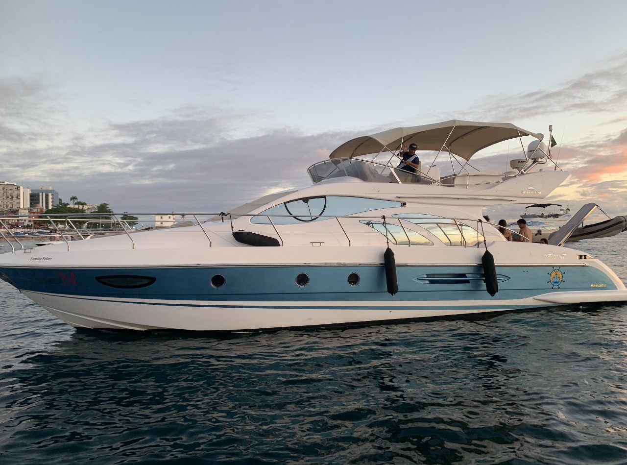 Camarote flutuante: lanchas para curtir o Carnaval de Salvador podem chegar a R$ 15 mil