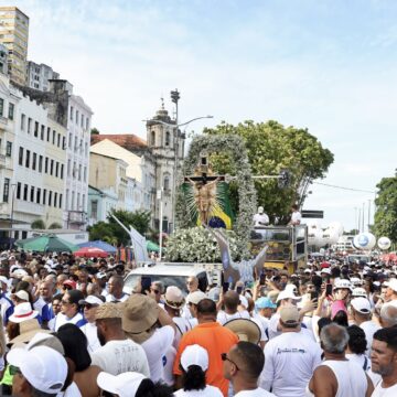 Lavagem do Bonfim reúne mais de 1 milhão de pessoas e impulsiona turismo em Salvador