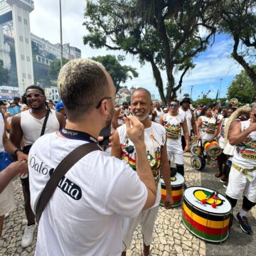 Olodum faz retorno histórico à Lavagem do Bonfim após 25 anos; veja fotos e vídeos