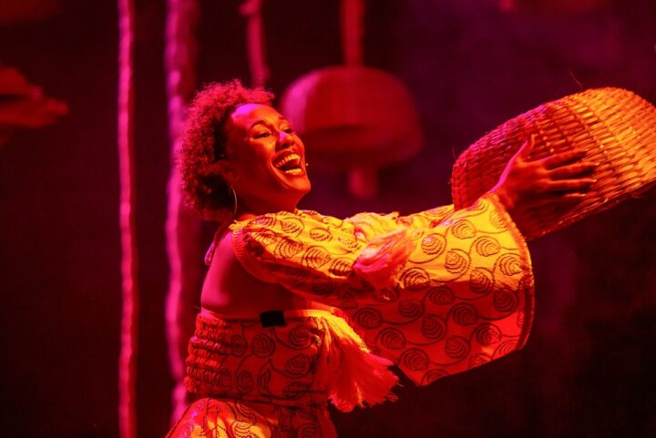 Luana Xavier celebra retorno a Salvador com peça no verão: “Período perfeito”