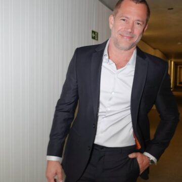 Malvino Salvador completa 50 anos e se dedica à carreira de empresário