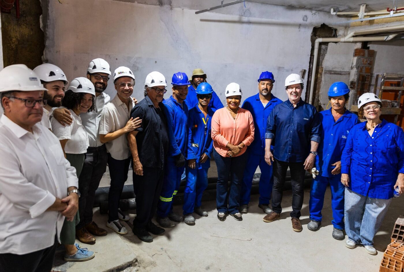 Ministra da Cultura Margareth Menezes visita obras do Novo TCA e celebra avanços