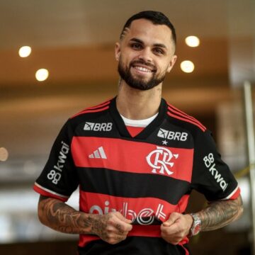 Flamengo rescinde com Michael e libera atacante para negociar com qualquer clube