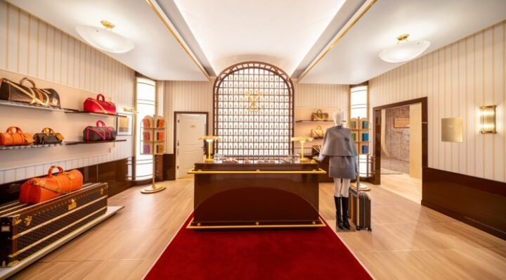 Louis Vuitton celebra 130 anos do Monograma com pop-up exclusiva no Soho, em Nova York