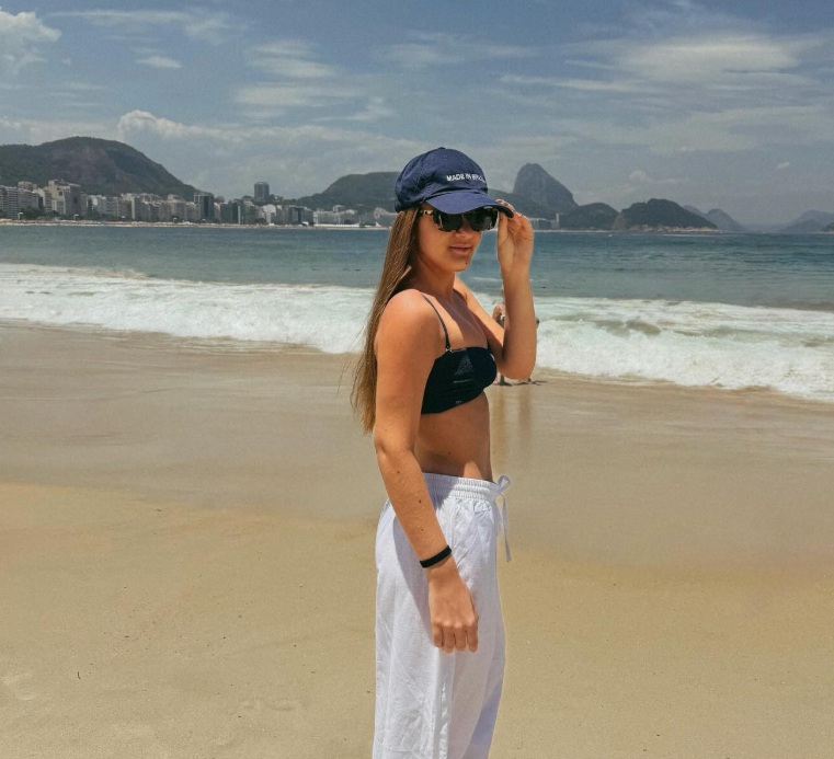 Após Réveillon com Anitta, Rafa Justus abre álbum de fotos no Rio de Janeiro