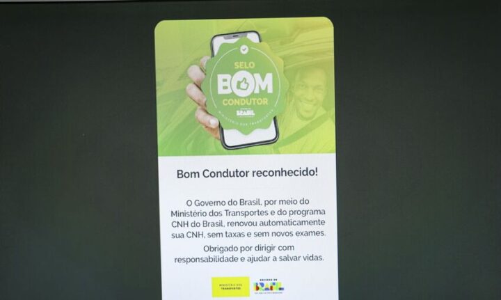 Renovação automática de CNH beneficia 300 mil motoristas na primeira semana