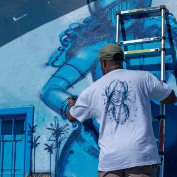 Do Rio Vermelho para o mundo: Tarcio V assina mural, lança loja virtual e se prepara para turnê internacional