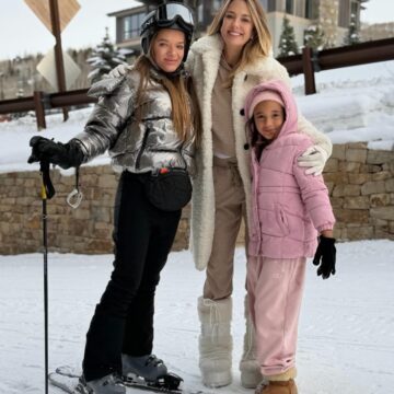 Ticiane Pinheiro abre álbum de férias na neve com a família