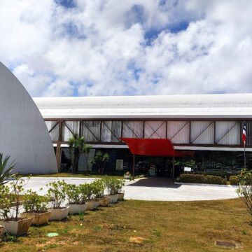 TRE-BA reinaugura prédio-sede após reforma e modernização