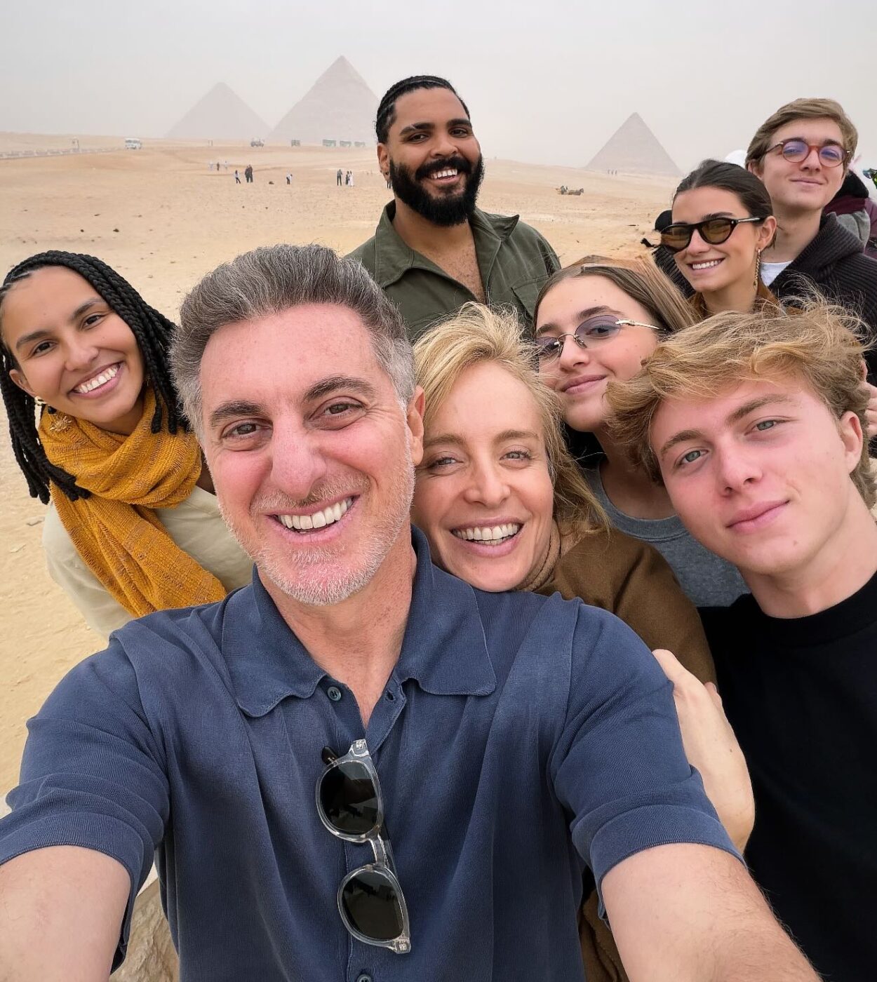 Angélica, Huck e filhos viajam para o Egito com Paulo Vieira; veja fotos