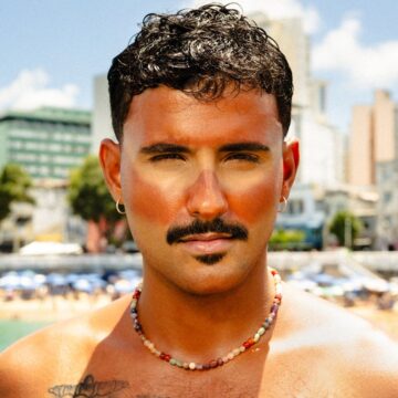 Lucas Pizane lança versão baiana de hit de Rosalía; ouça “Queimadinha”