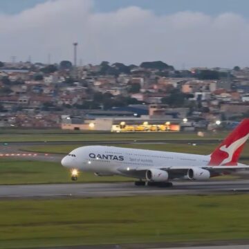 Maior avião comercial do mundo estreia no Brasil em voo direto de quase 15 horas