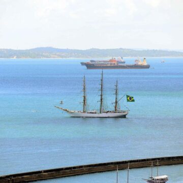 Salvador estuda transporte aquático urbano para ampliar mobilidade através da Baía de Todos-os-Santos