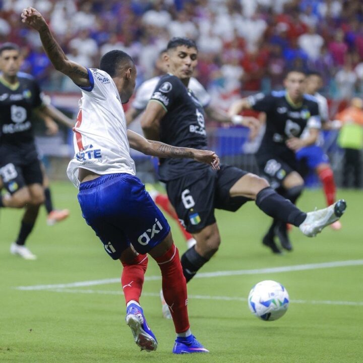 Bahia perde nos pênaltis e está fora da Libertadores
