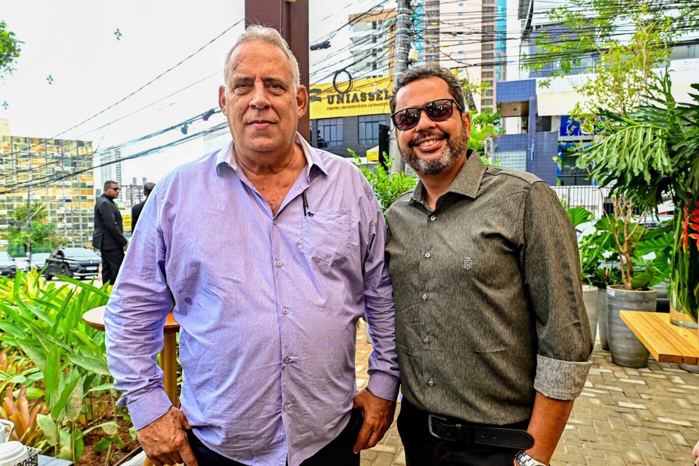 Osvaldo Gonçalves e Junior Sales