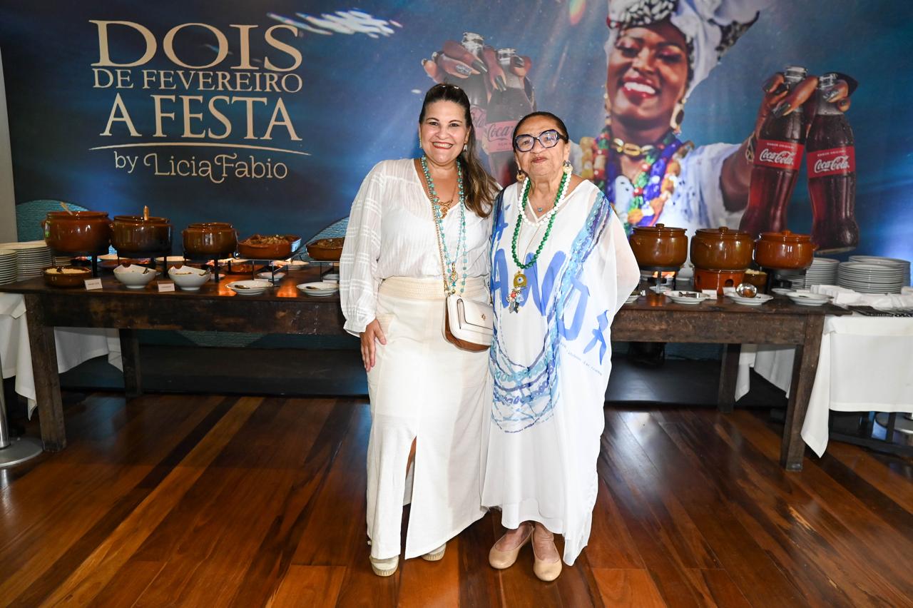 Helaine Schindler e Licia Fábio