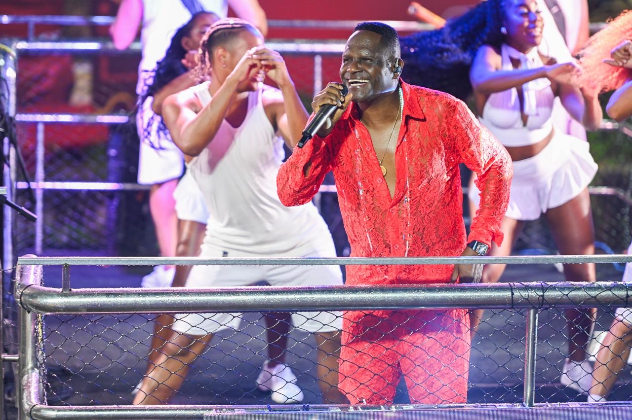 Tatau na redação do Alô Alô Bahia