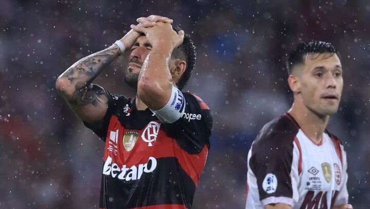 Flamengo sofre virada na decisão e perde a Recopa Sul-Americana no Maracanã