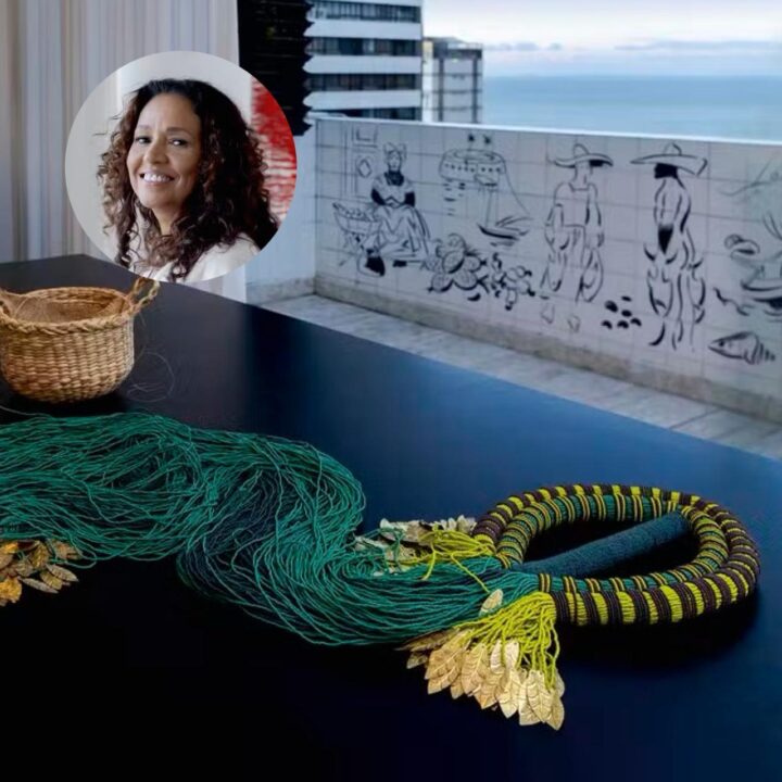 Em ateliê com vista para a Baía, Nádia Taquary transforma ancestralidade negra em arte contemporânea
