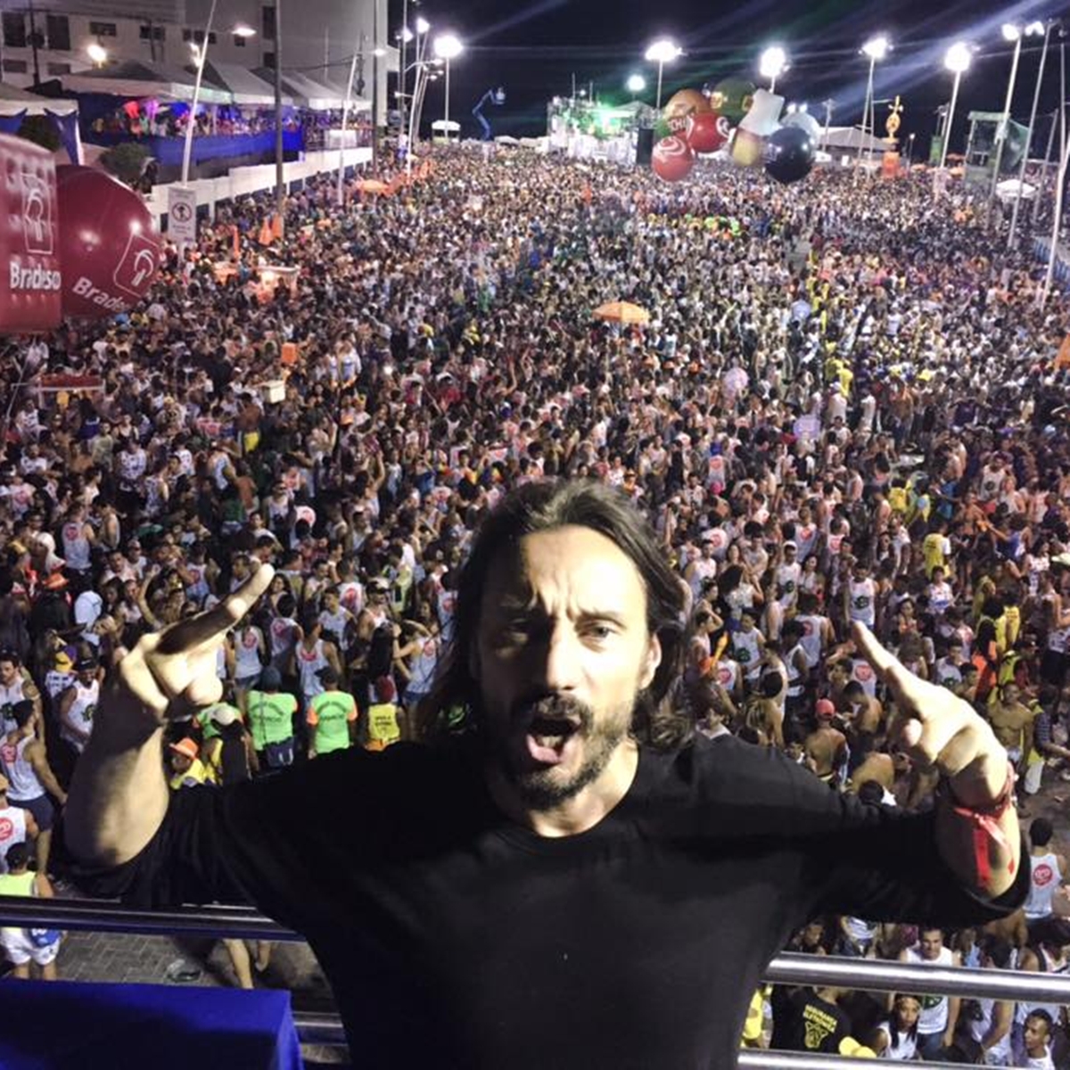 Sucesso no BBB 26, DJ Bob Sinclar já puxou bloco no Carnaval de Salvador; relembre