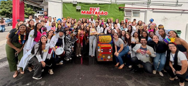 Cortejo de Carnaval anima crianças e adolescentes no Hospital Martagão Gesteira