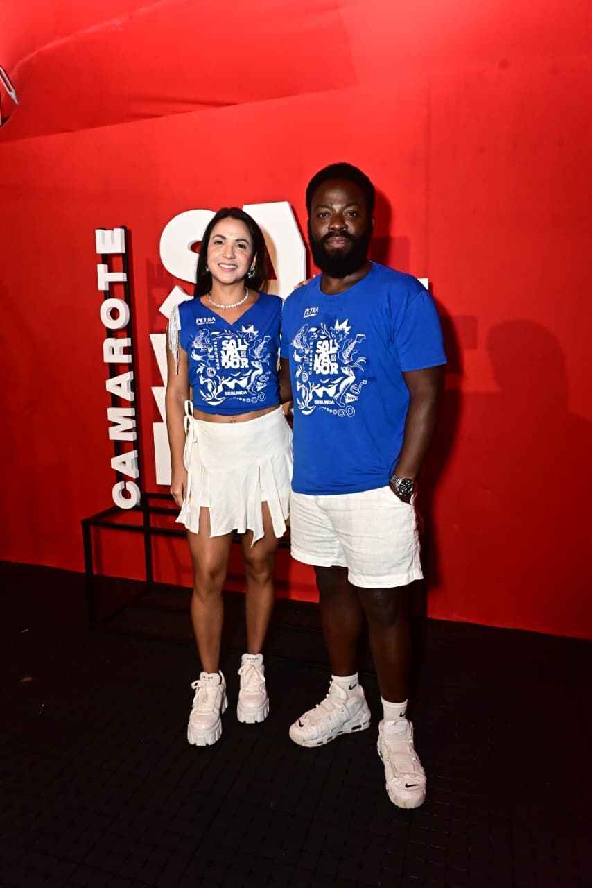 Carol Samarão e Douglas Silva