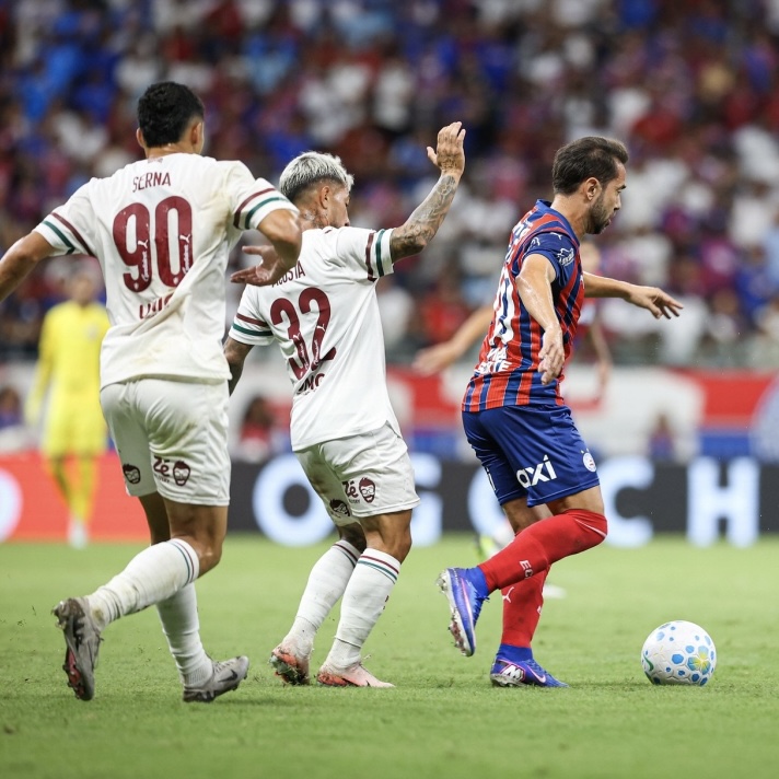 Bahia empata com Fluminense na Fonte Nova e mexe no topo da tabela do Brasileirão