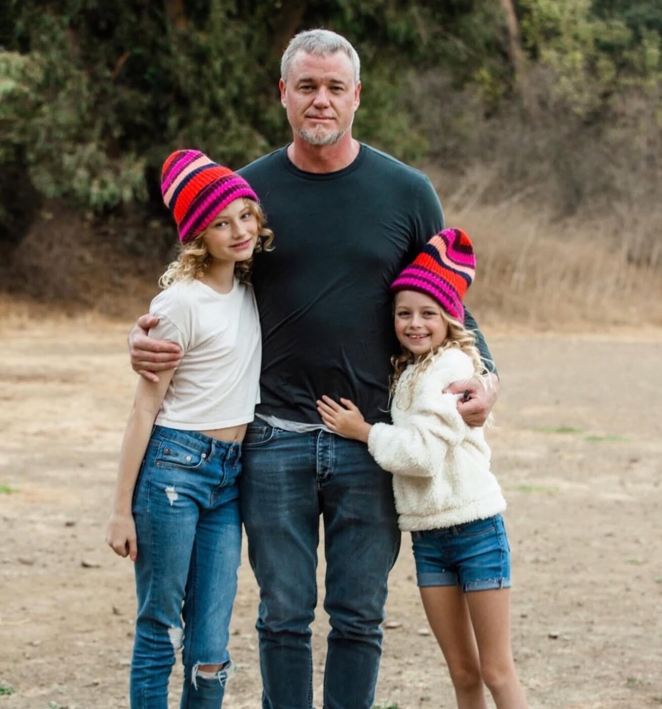 Amigos criam vaquinha para filhas de Eric Dane após morte do ator