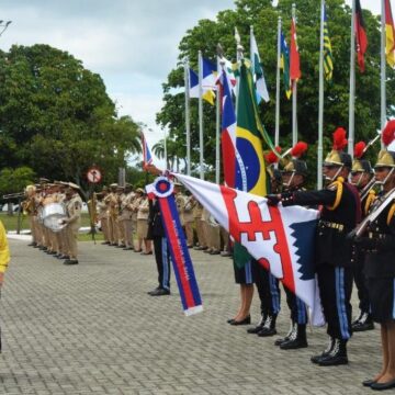 Ivana Bastos protagoniza momento inédito na abertura do ano legislativo na Bahia