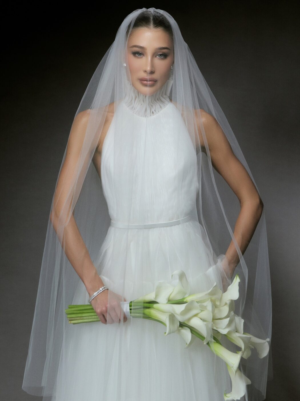 Confira detalhes da luxuosa cerimônia de casamento de Esther Marques, filha de João Adibe