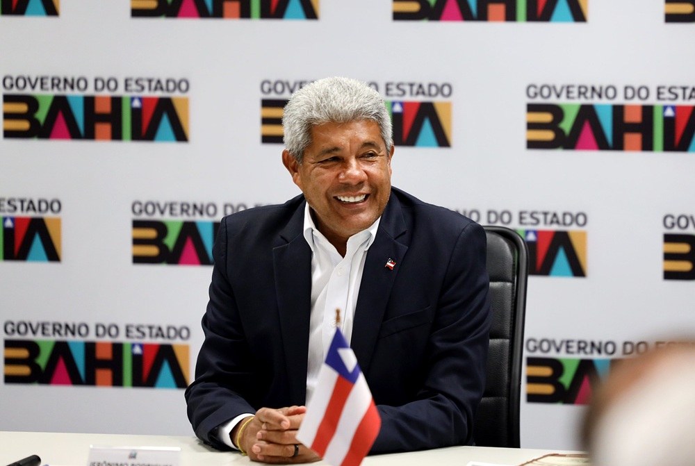 Jerônimo viaja com Lula à Índia para ampliar produção de medicamentos na Bahia