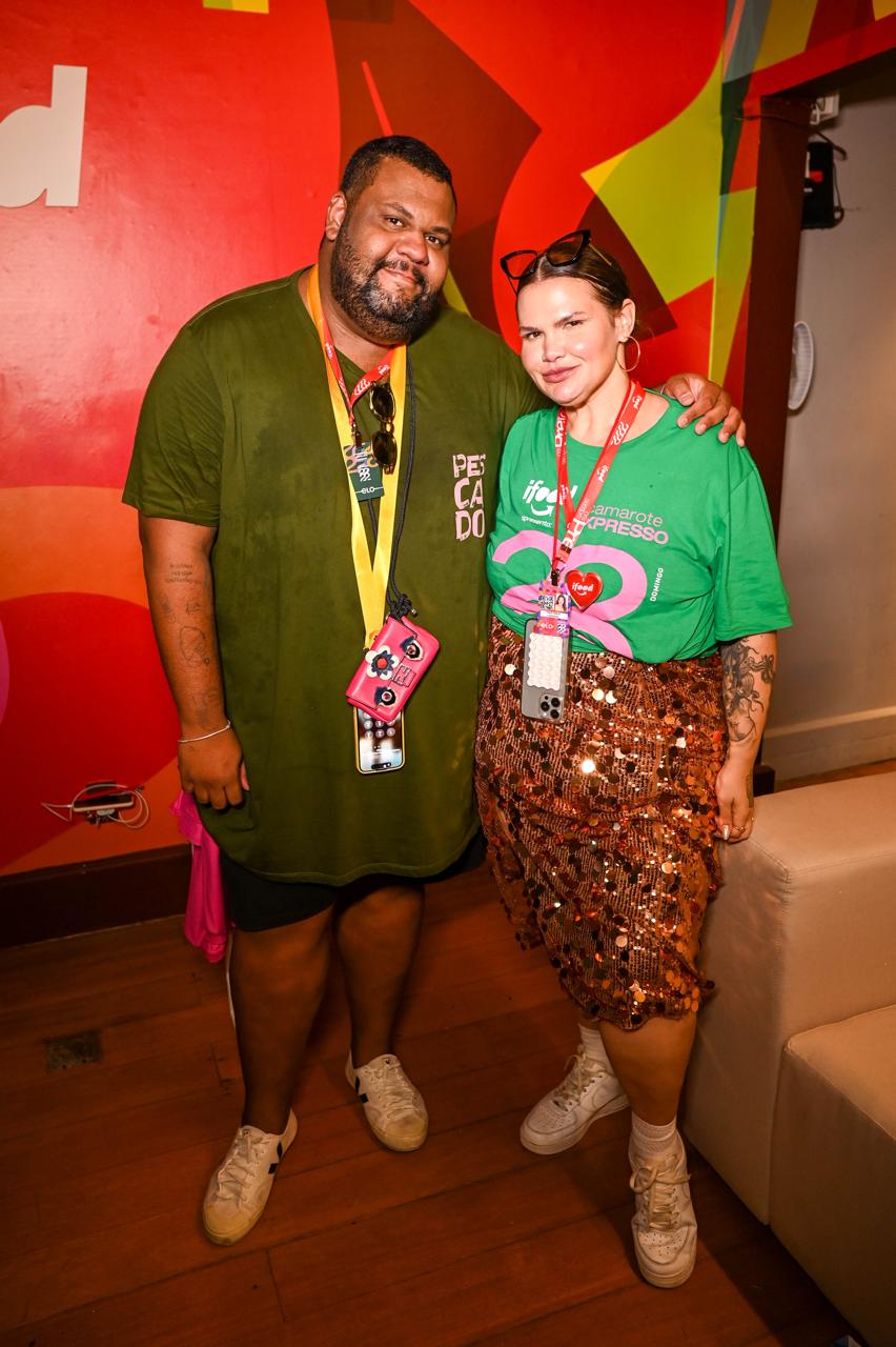 Jhon Drops e Thais Carla