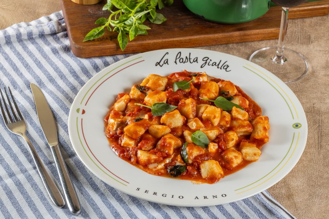 La Pasta Gialla celebra 25 anos com menu especial que resgata clássicos da sua história