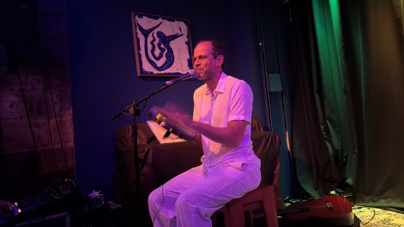 Moreno Veloso retorna à Casa da Mãe com show intimista no Rio Vermelho